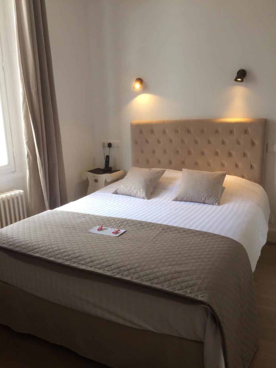Logis L'Hermitage Buzançais Zewnętrze zdjęcie