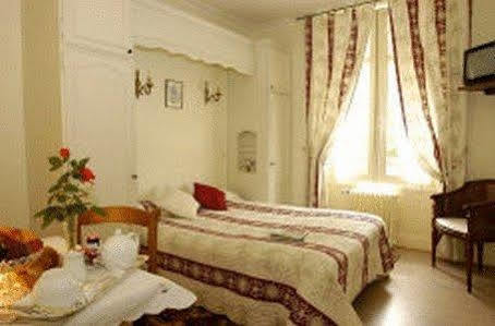 Logis L'Hermitage Buzançais Zewnętrze zdjęcie